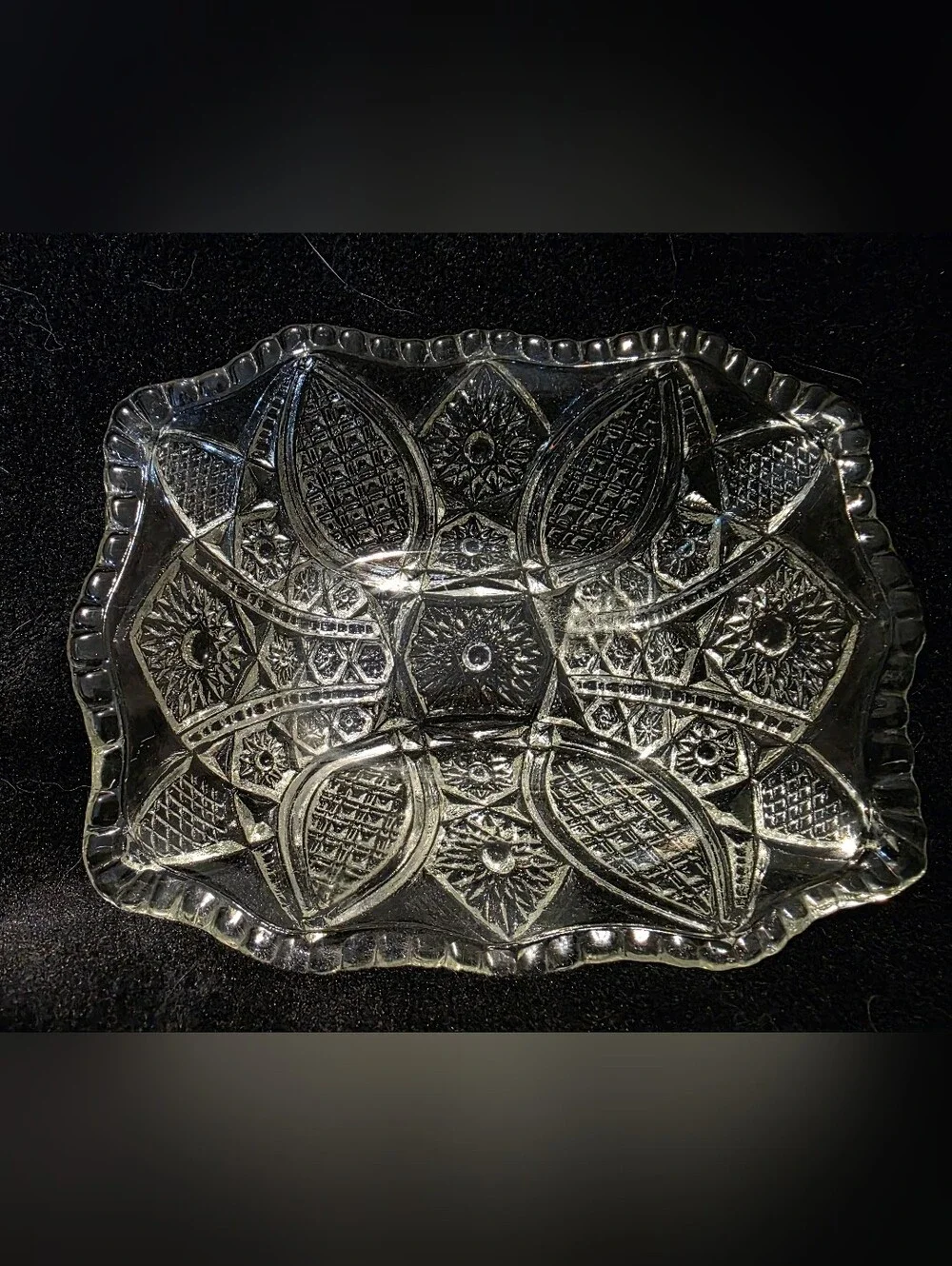 Vtg Indiana Glass Co. Small Rectangular Pressed Dishes Paneled Daisy & Finecut 2